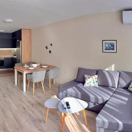 Xenia Appartement *